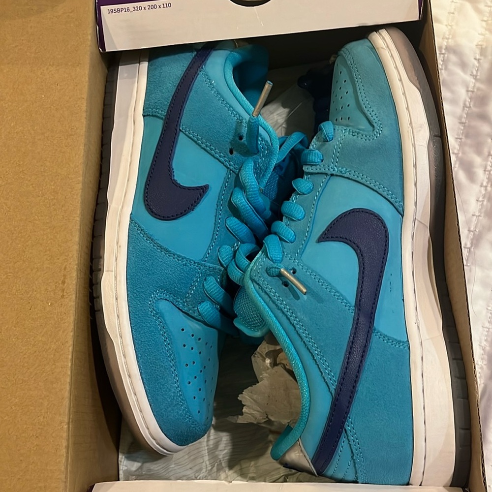 Nike SB Dunk Low Pro /Blue Fury  size 8 men’s 9.5 women’s